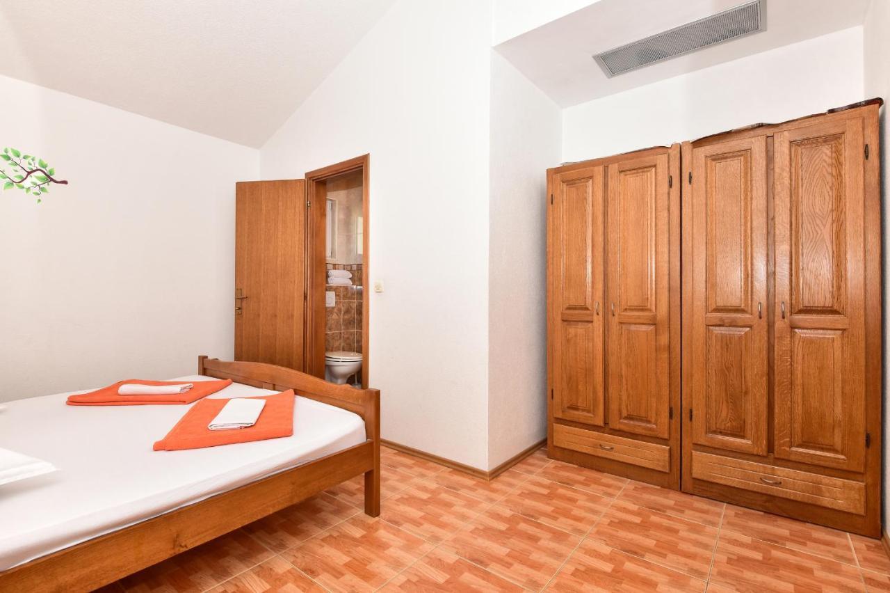 Apartmani Roso Makarska Esterno foto
