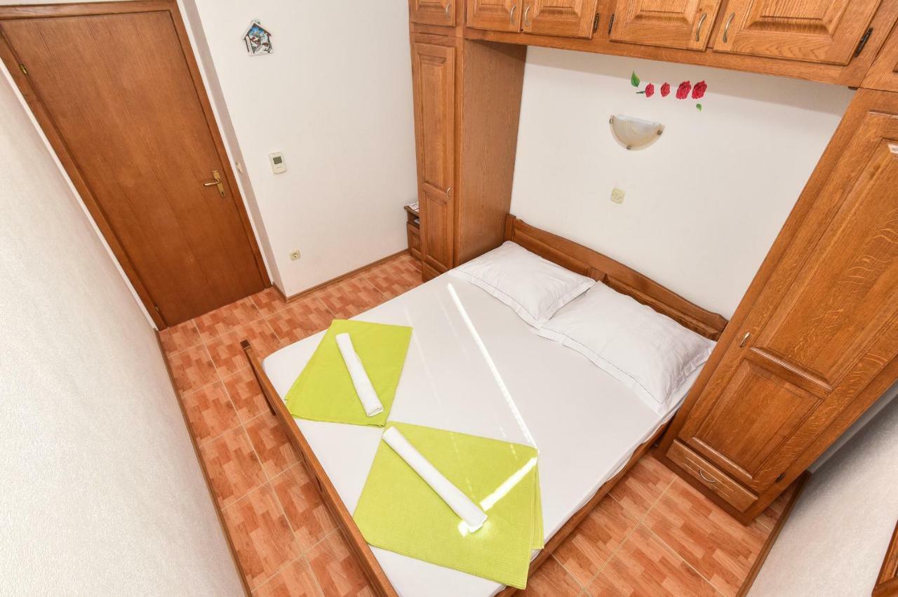 Apartmani Roso Makarska Esterno foto